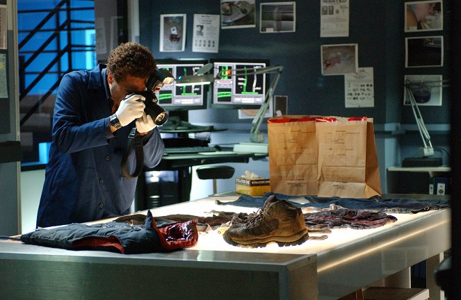 CSI: Crime Scene Investigation - Season 5 - Unbearable - Photos - Gary Dourdan