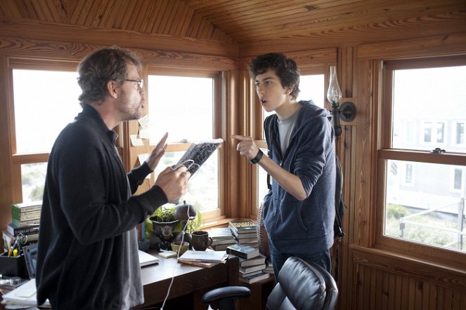 A Place for Me - Photos - Greg Kinnear, Nat Wolff