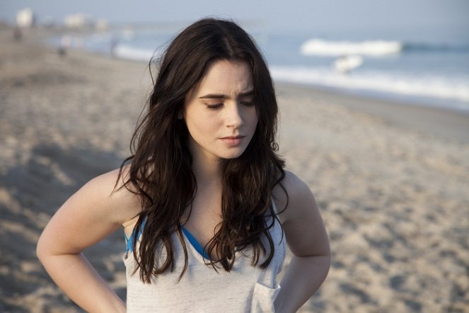 Un invierno en la playa - De la película - Lily Collins