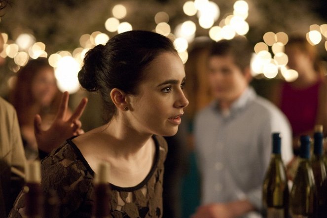 Stuck in Love - Photos - Lily Collins