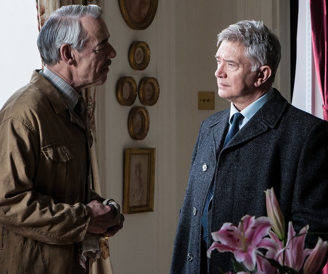 Inspector George Gently - Season 5 - Gently with Class - Photos - Roger Lloyd Pack, Martin Shaw