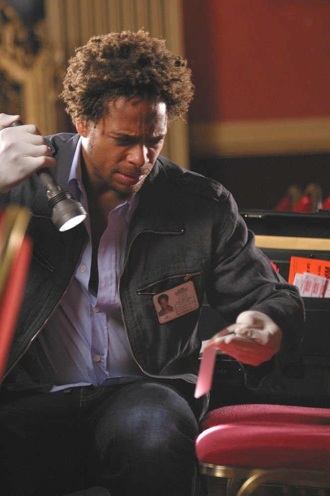 CSI: Crime Scene Investigation - Season 3 - Abra Cadaver - Photos - Gary Dourdan