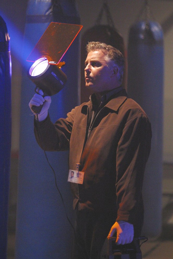 CSI: Crime Scene Investigation - Fight Night - Photos - William Petersen