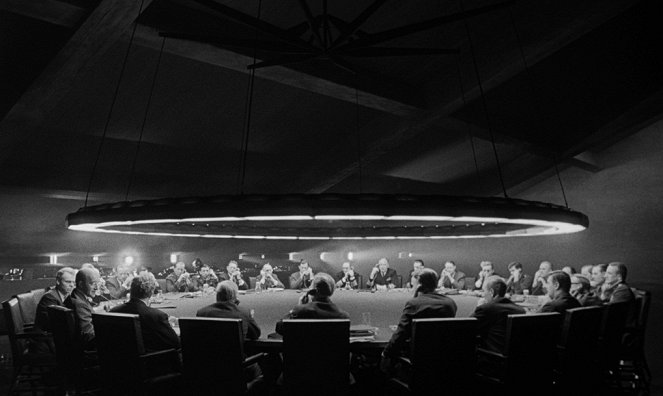 Dr. Strangelove or: How I Learned to Stop Worrying and Love the Bomb - Van film