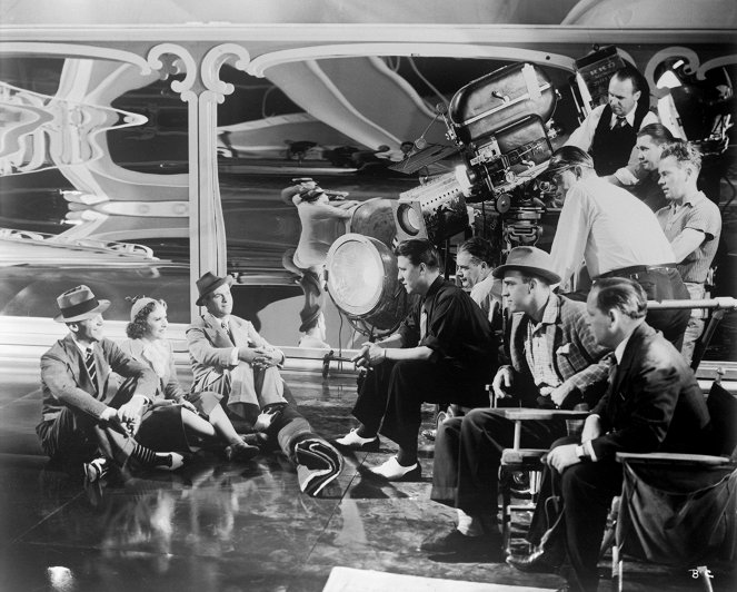 Dějiny Hollywoodu - Konec zlatého snu, 1929–1941 - Z filmu
