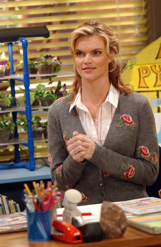 Two and a Half Men - A Bag Full of Jawea - Photos - Missi Pyle