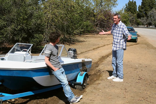 The Middle - The Ditch - Photos - Neil Flynn