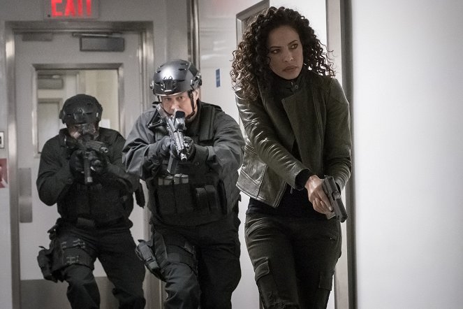 The Blacklist: Redemption - Whitehall: Conclusion - Photos - Tawny Cypress