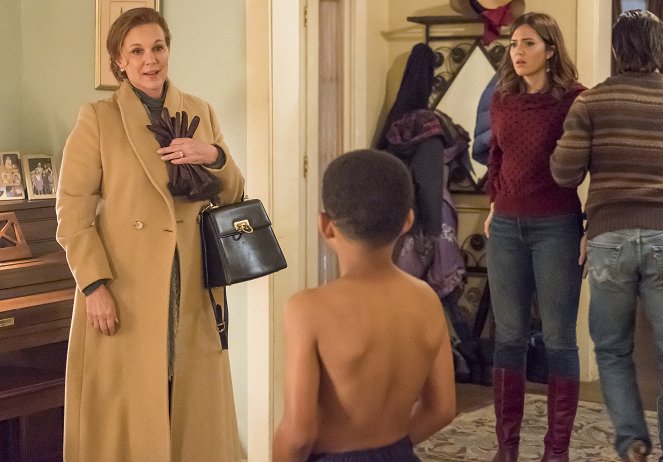 This Is Us - Still There - Photos - Elizabeth Perkins, Mandy Moore