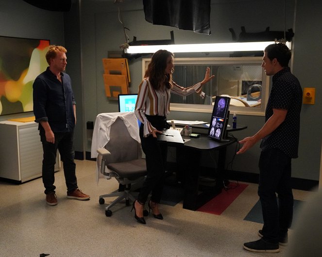 Grey's Anatomy - Ce qui ne tue pas… - Tournage - Kevin McKidd, Stefania Spampinato, Giacomo Gianniotti