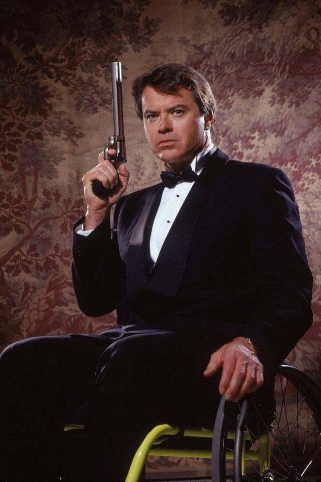 Revolver - Promo - Robert Urich