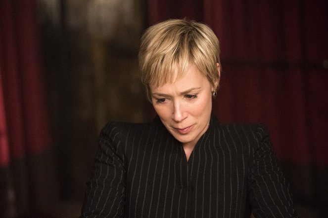 How to Get Away with Murder - Season 4 - I'm Going Away - Photos - Liza Weil