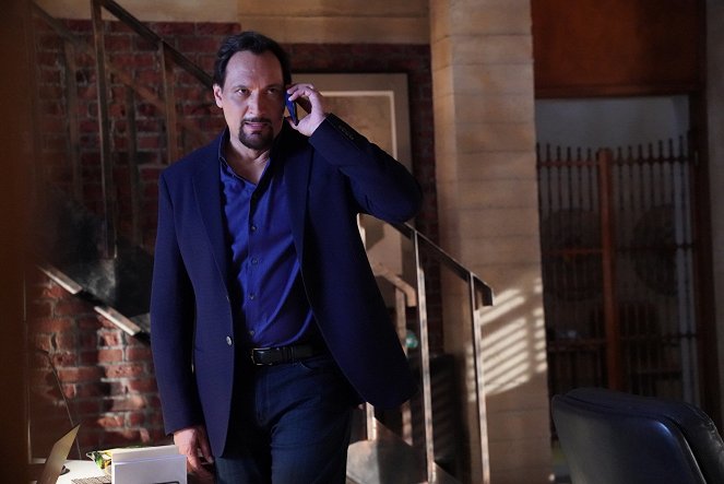 How to Get Away with Murder - I'm Not Her - Van film - Jimmy Smits