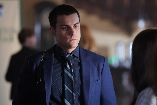 How to Get Away with Murder - I'm Not Her - Photos - Jack Falahee
