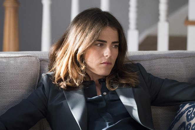 How to Get Away with Murder - Season 4 - It's for the Greater Good - Photos - Karla Souza