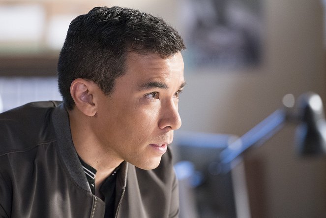 How to Get Away with Murder - Season 4 - It's for the Greater Good - Photos - Conrad Ricamora