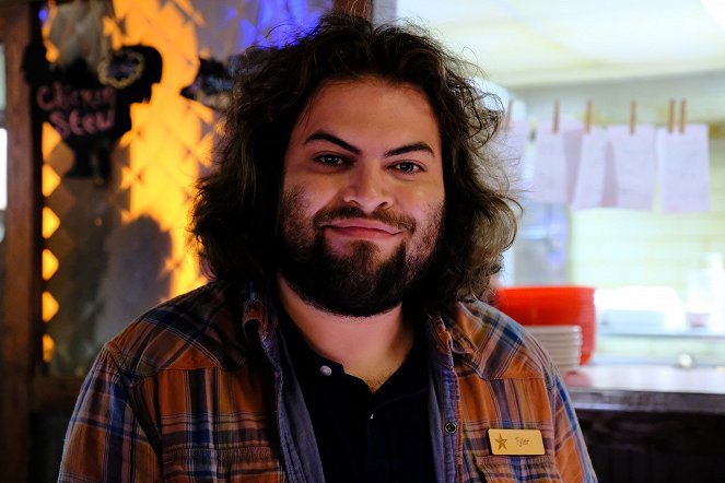 Kevin, a minden6ó - Hazatérés - Filmfotók - Dustin Ybarra