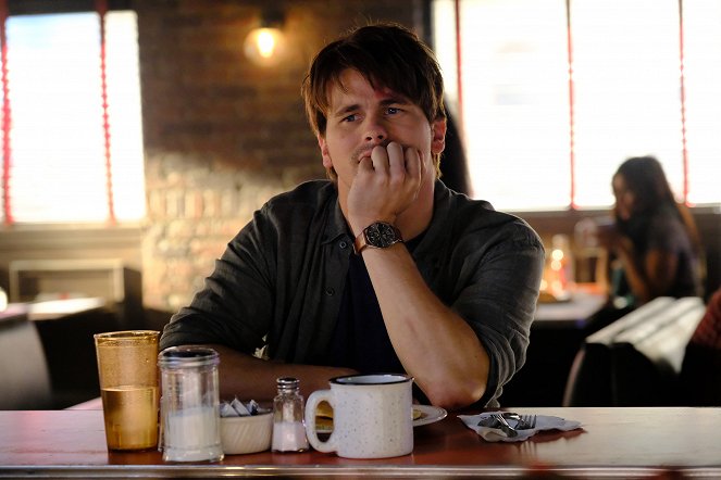 Kevin (Probably) Saves the World - Pilot - Film - Jason Ritter