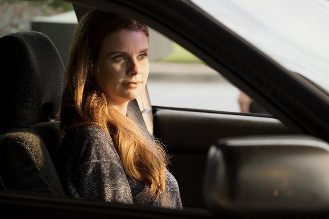 Kevin (Probably) Saves the World - Listen Up - Photos - JoAnna Garcia Swisher