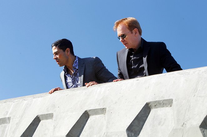 CSI: Miami - Season 10 - Alle für einen - Filmfotos - Adam Rodriguez, David Caruso