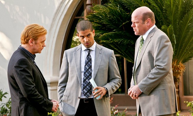 CSI: Miami - Season 7 - Presumed Guilty - Photos - David Caruso, Adam Rodriguez, Rex Linn