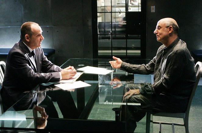 CSI: A helyszínelők - Season 9 - A művészet utánozza az életet - Filmfotók - Paul Guilfoyle, Jeffrey Tambor