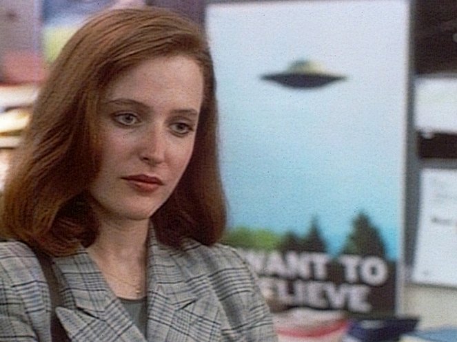 Z Archiwum X - Mulder i Scully - Z filmu - Gillian Anderson