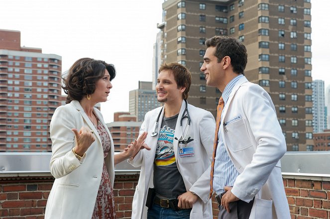 Nurse Jackie - Season 4 - Disneyland Sucks - Do filme - Eve Best, Peter Facinelli, Bobby Cannavale