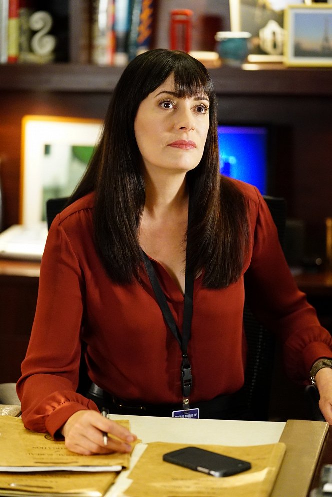 Criminal Minds - To a Better Place - Photos - Paget Brewster