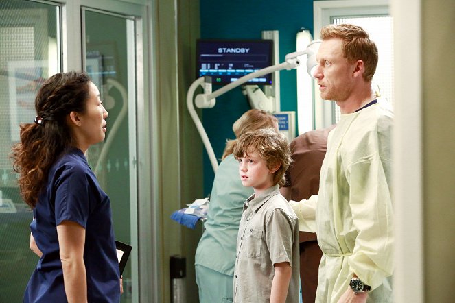 Grey's Anatomy - Can't Fight This Feeling - Van film - Sandra Oh, Kyle Red Silverstein, Kevin McKidd