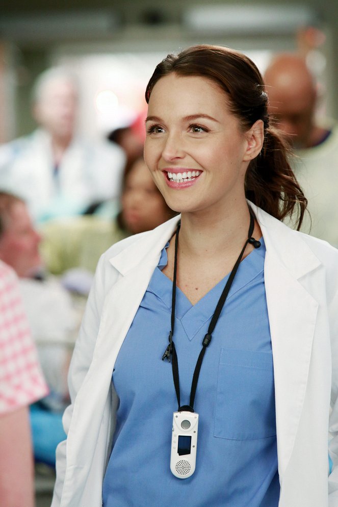 Grey's Anatomy - Season 9 - Can't Fight This Feeling - Photos - Camilla Luddington