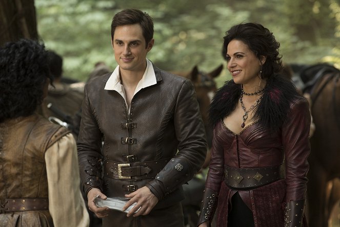 Once Upon a Time - The Garden of Forking Paths - Photos - Andrew J. West, Lana Parrilla