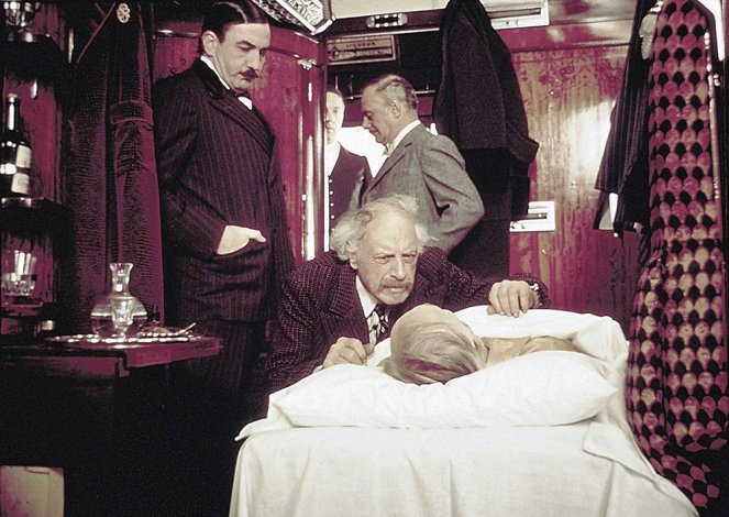 Morderstwo w Orient Ekspresie - Z filmu - Albert Finney, Jean-Pierre Cassel, George Coulouris, Martin Balsam
