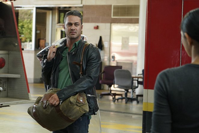 Chicago Fire - A Breaking Point - Photos - Taylor Kinney