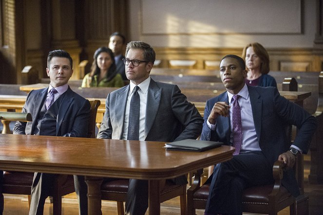 Bull - Season 2 - A Business of Favors - Photos - Freddy Rodríguez, Michael Weatherly, Tyrone Brown
