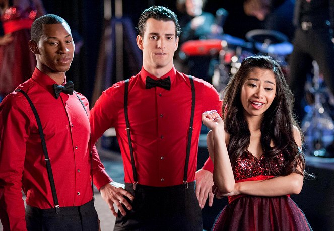 Glee - Wszystko albo nic - Z filmu - Jessica Sanchez