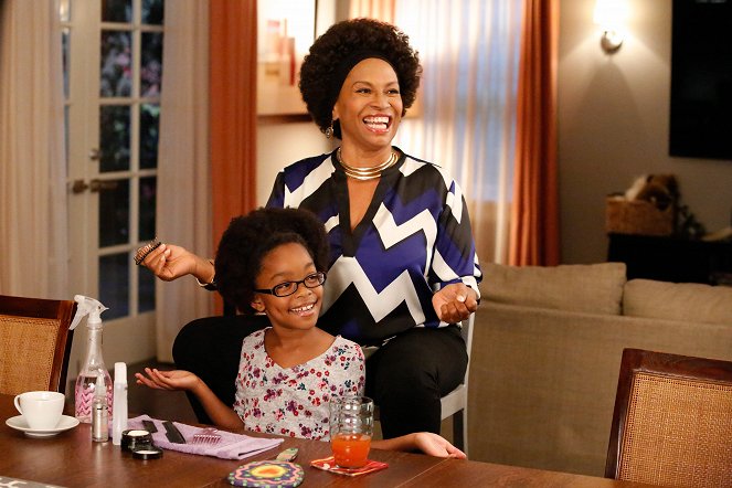 Black-ish - Oedipal Triangle - Z filmu - Marsai Martin, Jenifer Lewis