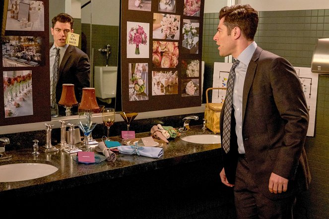 New Girl - C'est une robe - Film - Max Greenfield
