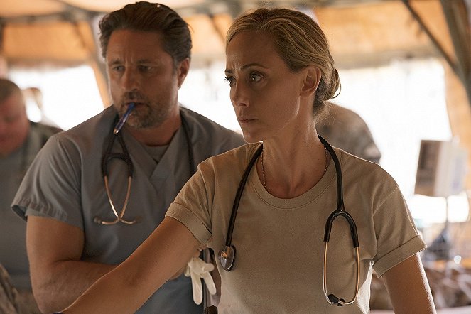 Grey's Anatomy - Die jungen Ärzte - Befreiungsschlag - Filmfotos - Martin Henderson, Kim Raver