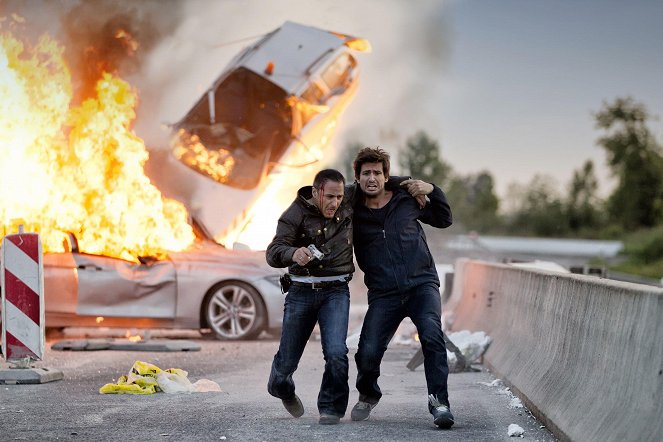 Alarm für Cobra 11 - Die Autobahnpolizei - Alleingang - Van film - Erdogan Atalay, Tom Beck