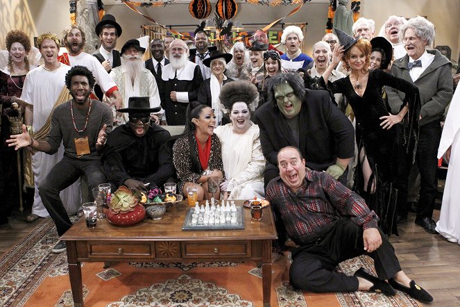 Mike & Molly - Happy Halloween - Kuvat kuvauksista - Reno Wilson, Katy Mixon, Melissa McCarthy, Louis Mustillo, Billy Gardell, Swoosie Kurtz