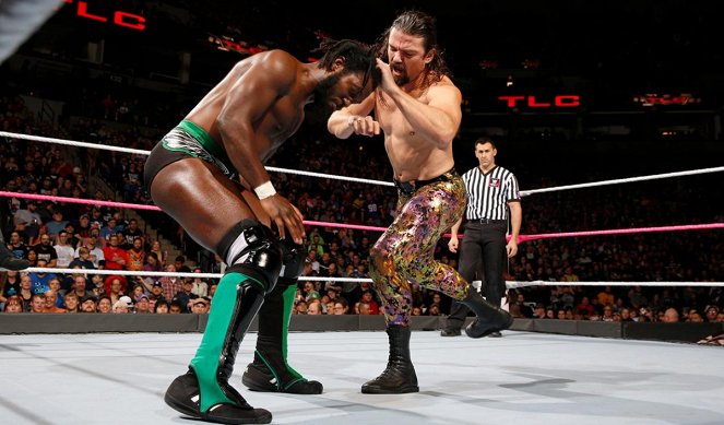 WWE TLC: Tables, Ladders & Chairs - Film - Rich Swann, Brian Kendrick