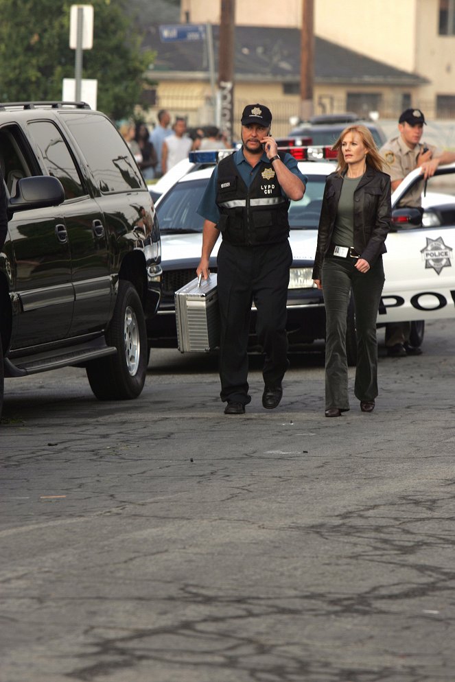 CSI: A helyszínelők - Átmenő lövés 2/1. - Filmfotók - William Petersen, Marg Helgenberger