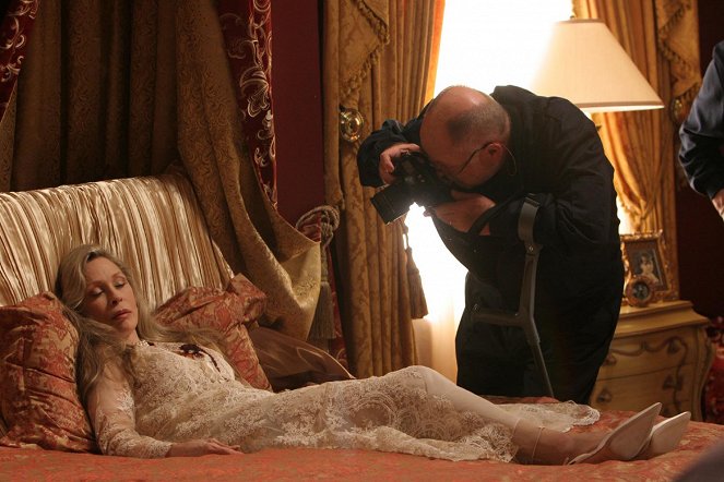 CSI: A helyszínelők - Puszi, puszi, viszlát! - Filmfotók - Faye Dunaway, Robert David Hall