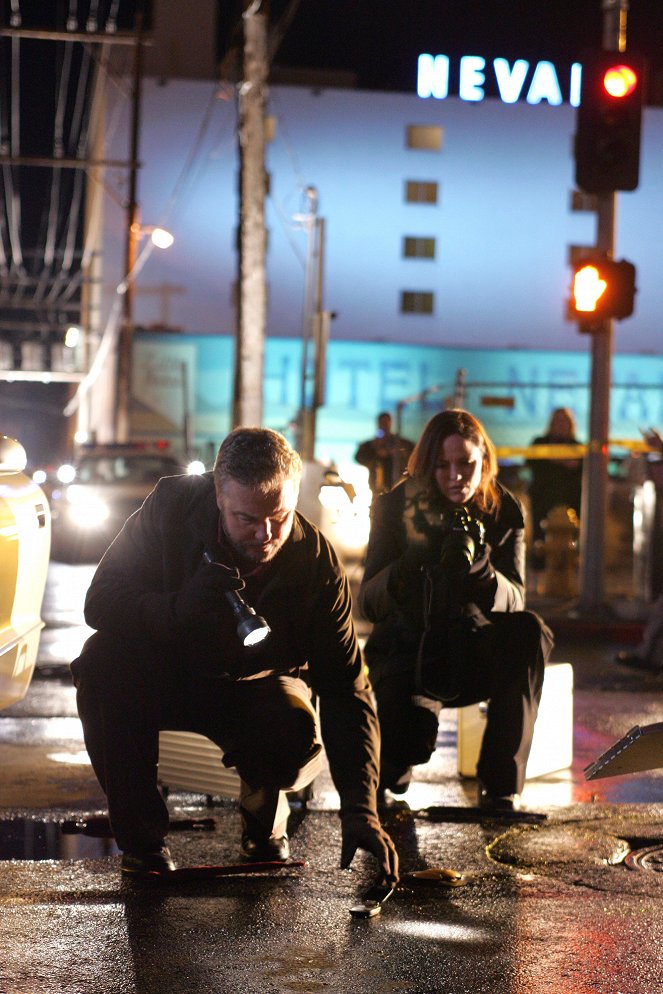 CSI - Den Tätern auf der Spur - Season 6 - Hass verjährt nie - Filmfotos - William Petersen, Jorja Fox