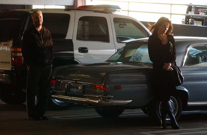 CSI: Kryminalne zagadki Las Vegas - Piraci III Rzeszy - Z filmu - William Petersen, Melinda Clarke