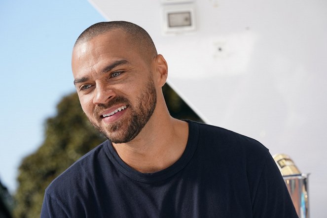 Grey's Anatomy - Come on Down to My Boat, Baby - Van film - Jesse Williams