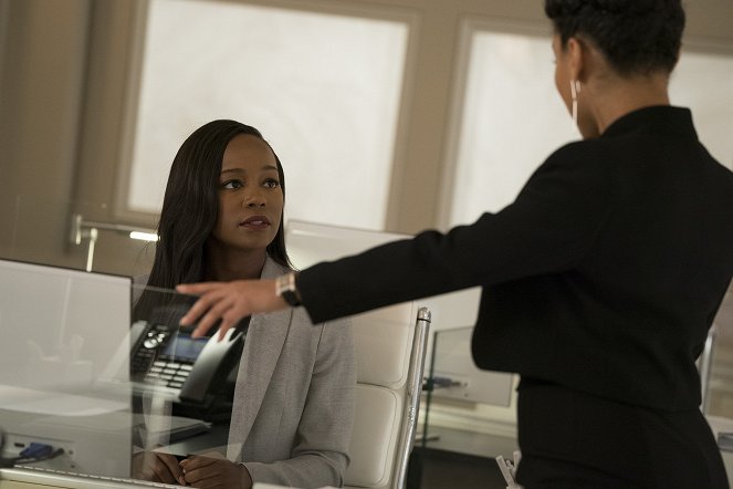How to Get Away with Murder - Season 4 - Was She Ever Good at Her Job? - Photos - Aja Naomi King