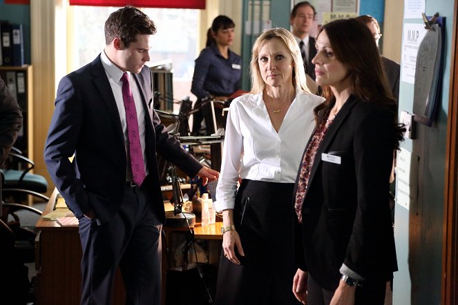 Scott & Bailey, affaires criminelles - Season 3 - Wrong Place, Wrong Time - Film