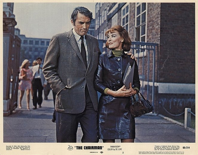 The Chairman - Lobby Cards - Gregory Peck, Anne Heywood